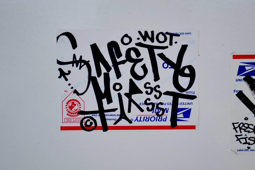 SAFETY FIRST, Sticker, Street Art, POP, BDS, Graffiti, 