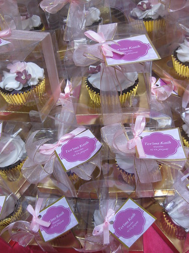 Pink & Purple Flowe Cupcake - Bu Hj. Edi #4 (Individual Packaging)