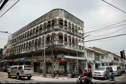 Phuket Town - Yaowarad Road