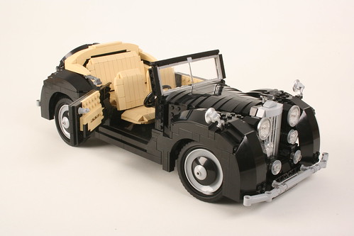 the Alvis TA28 solely to express its stylishness in Lego form
