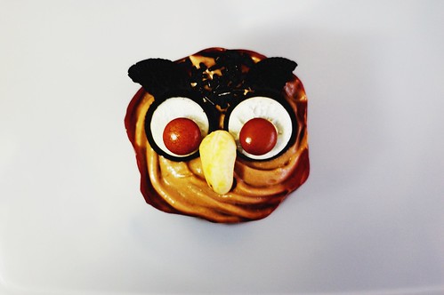 owl cupcake.