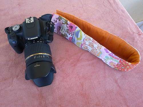 Camera Strap Cover with Lens Cap Pocket