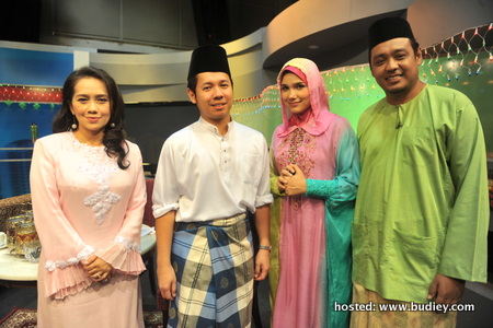 MHI - Hos (Abby Fana, Ally Iskandar, Wardina & Mohd Zulkifli