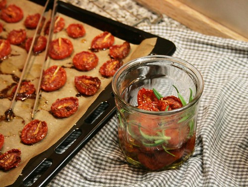 slow roasted tomatoes with rosemary in oil