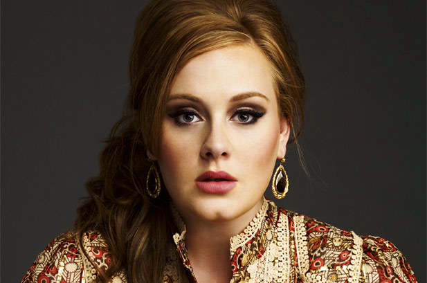 Adele-face-forward