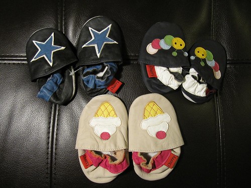 baby shoes from cherry shop