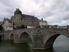 Pont-Vieux de Laval (14th century)