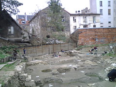 Excaciones arqueológicas participativas en Saint Denis by manuel guerrero