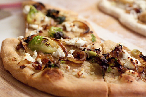 Roasted brussel sprout & caramelized onion pizza #pizzapartyin5