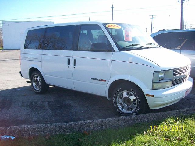 2000 astro chevy van