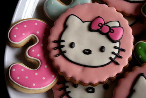 Hello Kitty cookies.