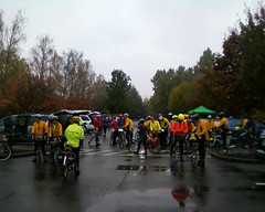 Massed randonneurs wait for me to give the preride announcements