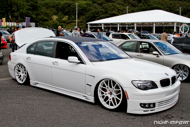 Hellaflush Japan28 How about a VIP style BMW with a White on White theme