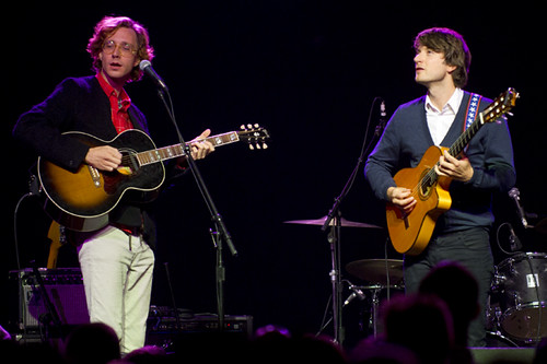 kings_of_convenience-music_box_ACY9416