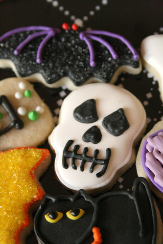 Mini Bat & Mini Skull Cookies.