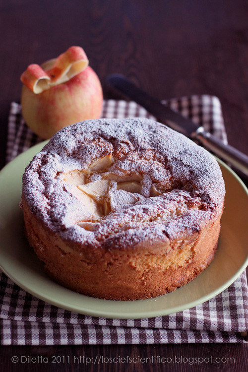 Apple & Almond Cake