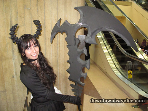 2011 NY Comic Con Woman with Giant Sword