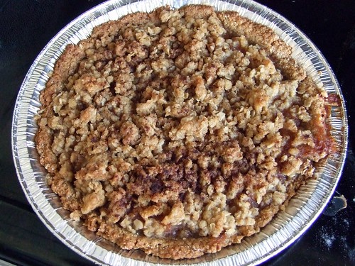 Apple Cinnamon Crumble Pie.