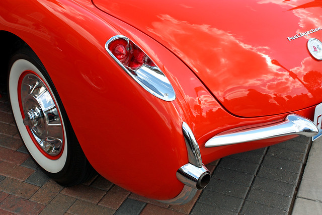 1957 Chevrolet Corvette Convertible with Fuel Injection (10 of 13)