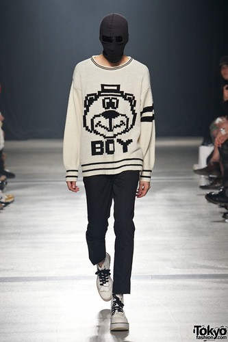 Banal-Chic-Bizarre-Menswear-Japan-Fashion-Week-2012-SS-022-600x900
