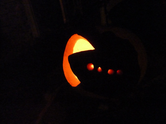 P1010658-2011-10-31-Halloween-Pumpkins-Jack-O-Lanterns