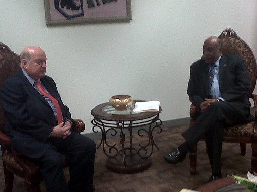 Secretario General de la OEA se reunió con el Ministro de Relaciones Exteriores de Trinidad y Tobago