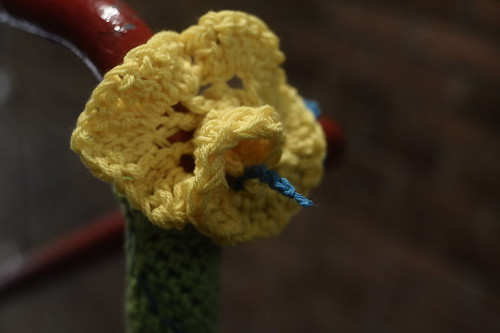 Firstdraft: Yarn bombing course