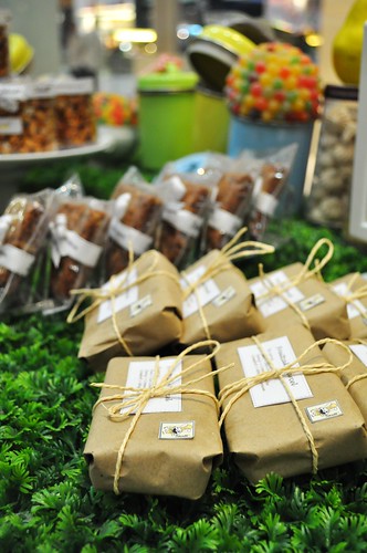 fruit cake packages