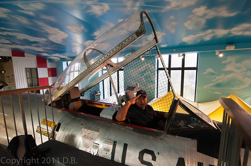 Indoor plane at the Franklin Institute by Nikon Dom