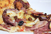 Daily Quickie: Pizza Hut Tuscani Supremo & S&R Chicken