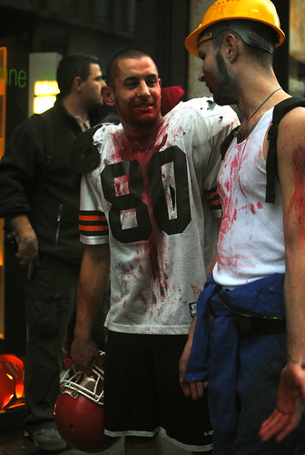 street halloween 35mm football outfit blood nikon zombie walk player nikkor lille d3000