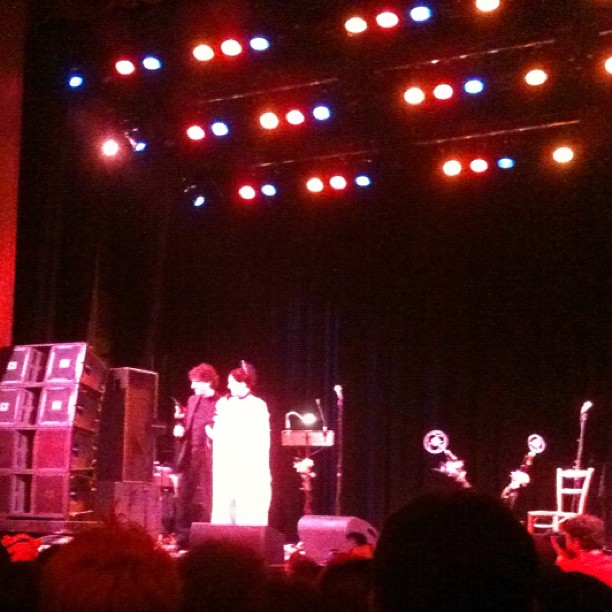 An Evening with @neilhimself and @amandapalmer in LA at the Wilshire Ebelll Theatre