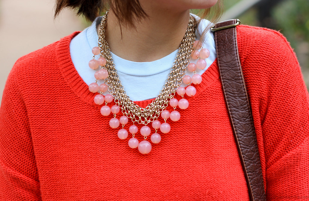 pink bauble necklace