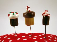 cupcake holiday pin toppers