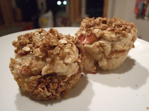 apple spice muffins