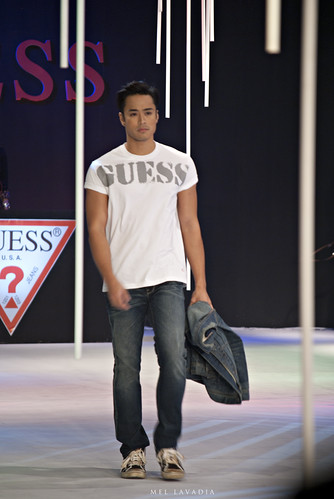 Guess USA: Philippine Fashion Week Spring Summer 2012