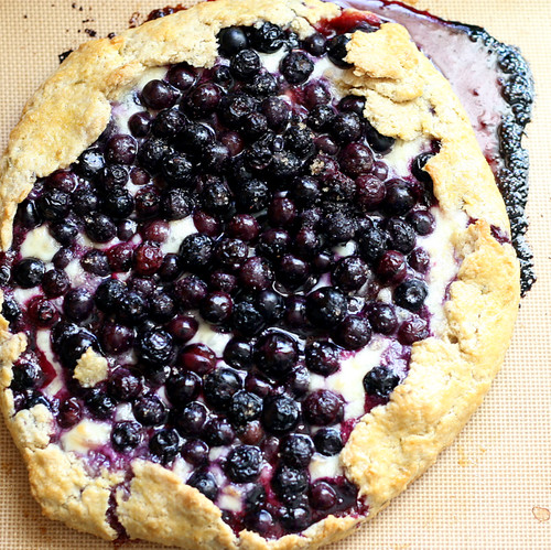 Gluten-Free Blueberry Galette with Brie | galette recipes | gluten free dessert recipes | blueberry recipes | brie recipes | perrysplate.com