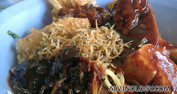 Delicious ikan belis Yong Tau Foo at Tanjong Pagar Market