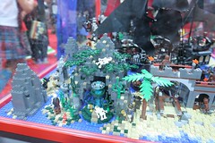 Pirates of the Caribbean Display Case - LEGO Booth at Comic Con - 12
