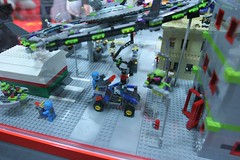 Alien Conquest Display Case - LEGO Booth at Comic Con - 5
