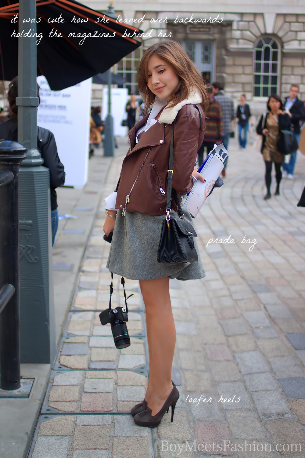 Street Style: chic city girl outfit + beautiful shearling collar ...