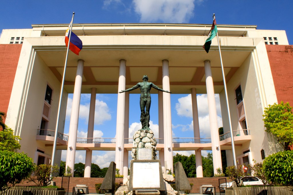 8 Universities In Manila And Their Tuition Fees - 8List.ph