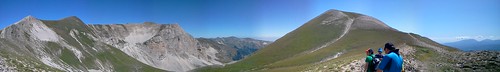 Panorama sulla salita che porta alla cima del Monte Vettore