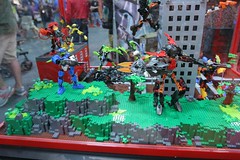 Hero Factory Display Case - LEGO Booth at Comic Con - 4