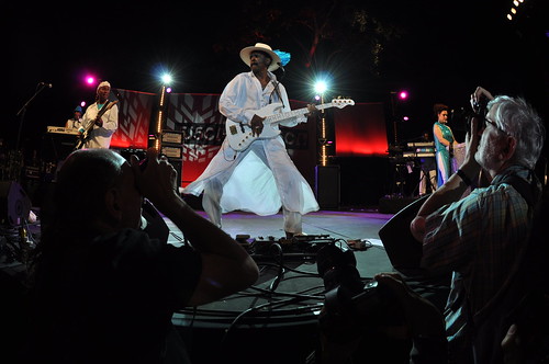 Larry Graham & the Graham Central Station  by Pirlouiiiit 23072011