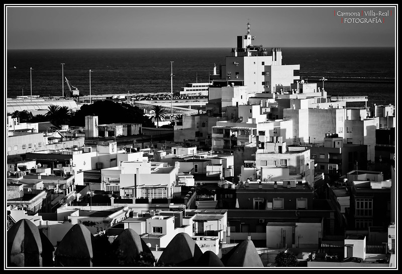 Almería<br/>© <a href="https://flickr.com/people/48574634@N08" target="_blank" rel="nofollow">48574634@N08</a> (<a href="https://flickr.com/photo.gne?id=5961103701" target="_blank" rel="nofollow">Flickr</a>)