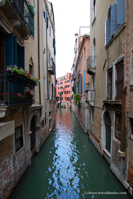 Venice canal1