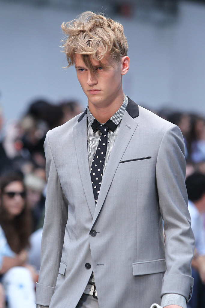 Milan Costume National Homme SS 2012 | COOL CHIC STYLE to dress italian