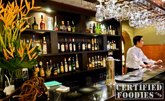 Bar area in Mario's restaurant in Tomas Morato