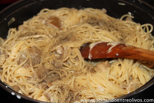 Spaghetti carbonara de setas sin lactosa (11)